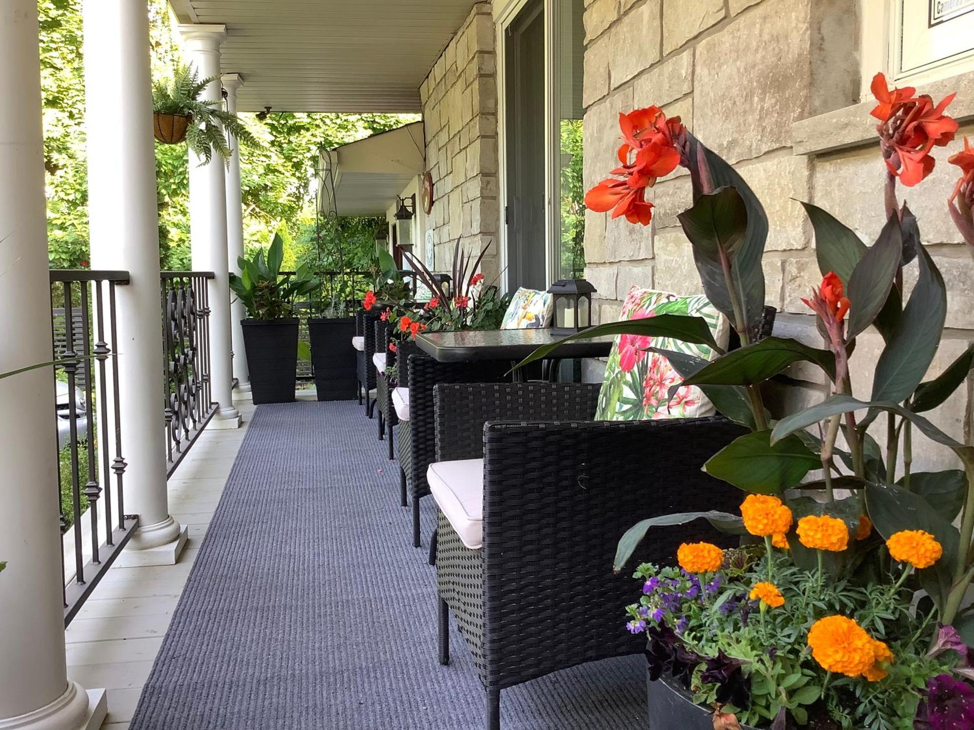 مبيت وإفطار Niagara-on-the-Lake Via Veneto - Old Town المظهر الخارجي الصورة